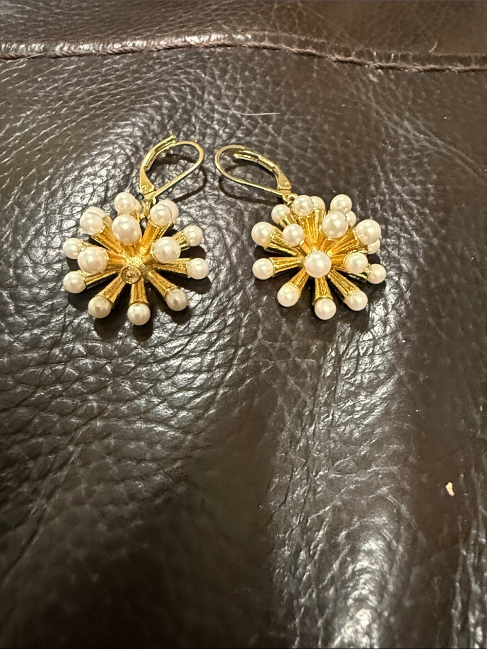 Talbots Pearl Flower earrings